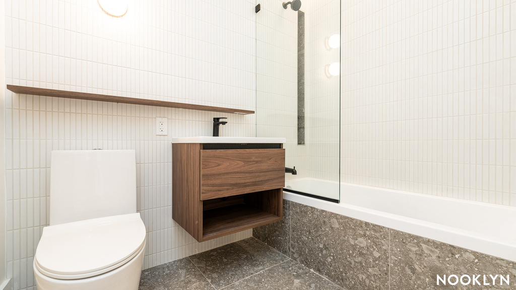 228 N 7th St - Photo 4