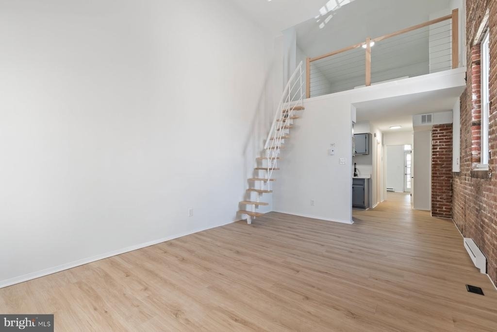 207 S Patrick Street - Photo 7