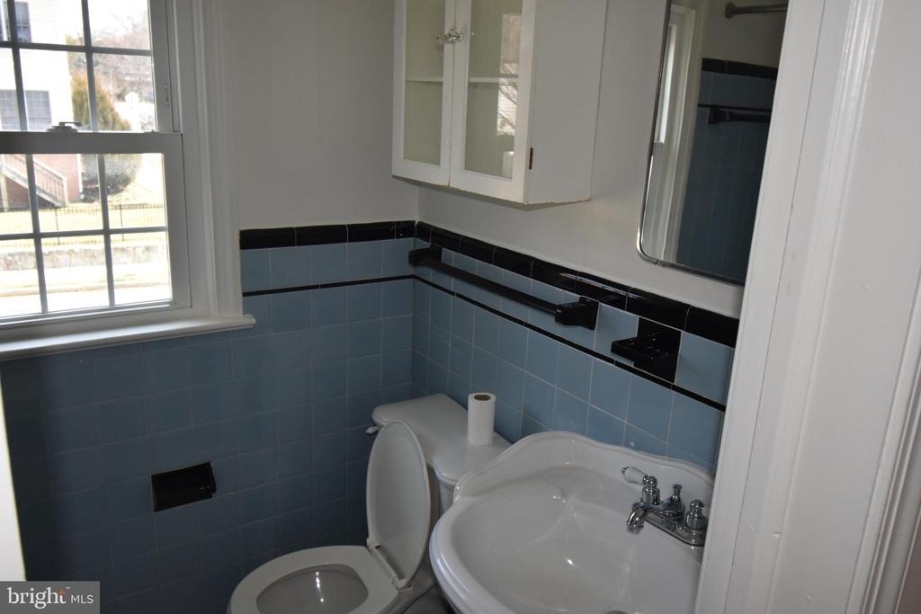 6001 26th Street N - Photo 9