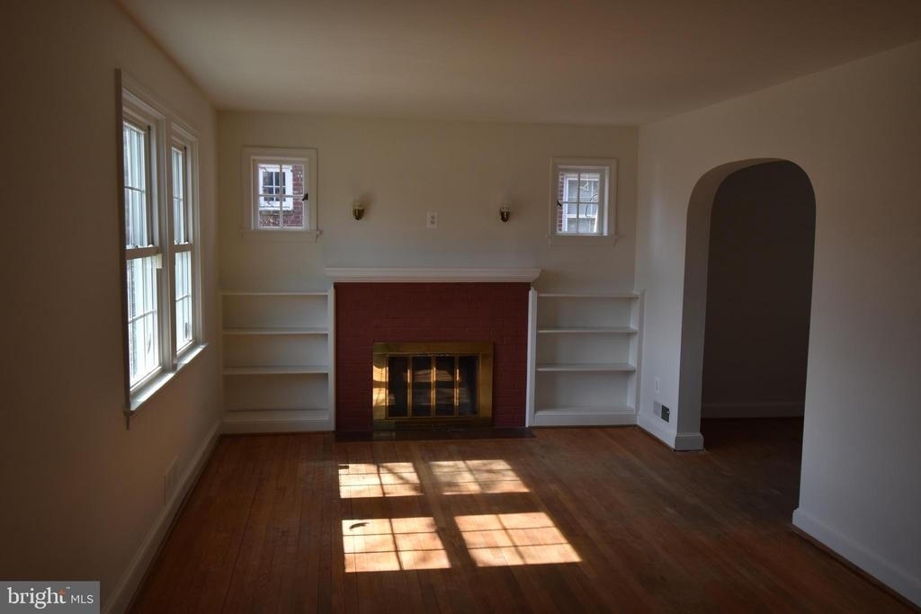 6001 26th Street N - Photo 3