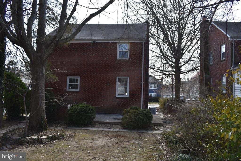 6001 26th Street N - Photo 2