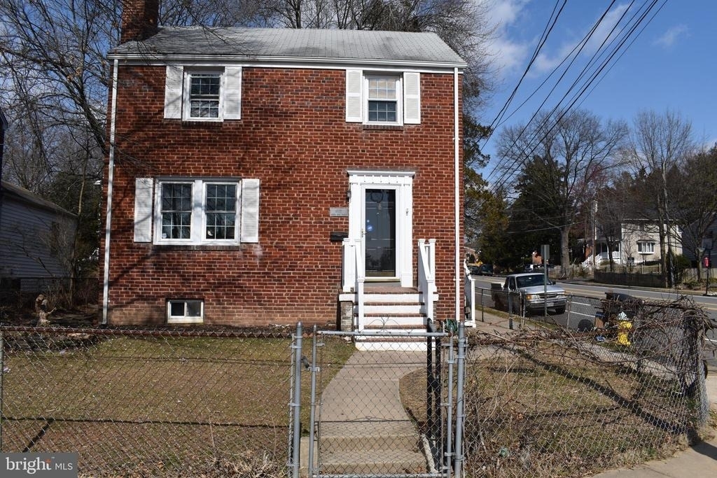 6001 26th Street N - Photo 0