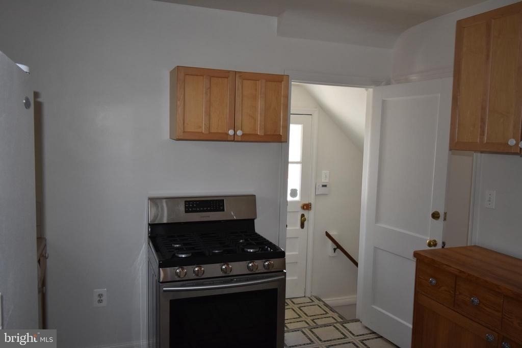 6001 26th Street N - Photo 6