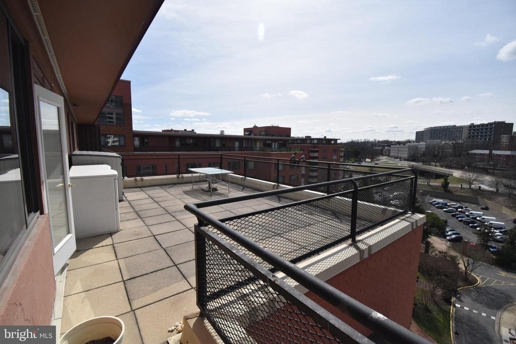 1121 Arlington Boulevard - Photo 14