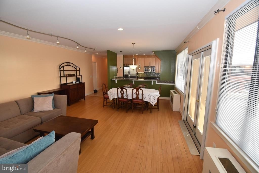 1121 Arlington Boulevard - Photo 2