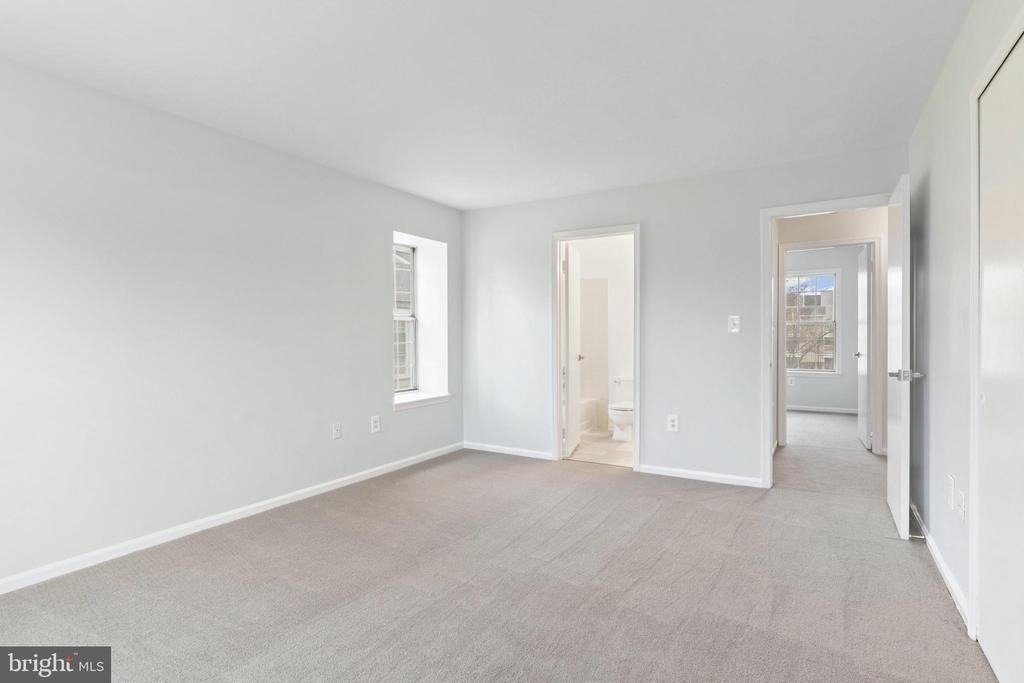 2403 S Walter Reed Drive S - Photo 14