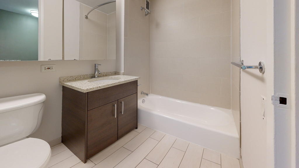 120 W. 21st - Photo 4