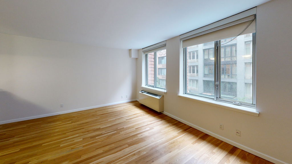 120 W. 21st - Photo 2