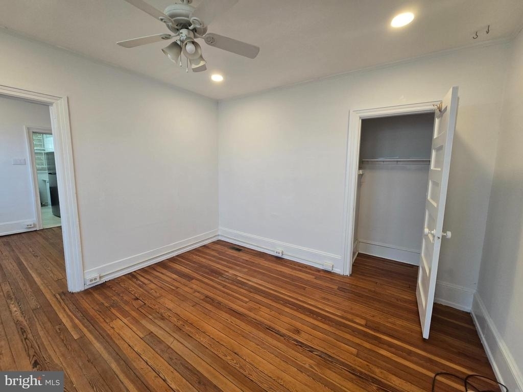 5455 Ridge Avenue - Photo 6