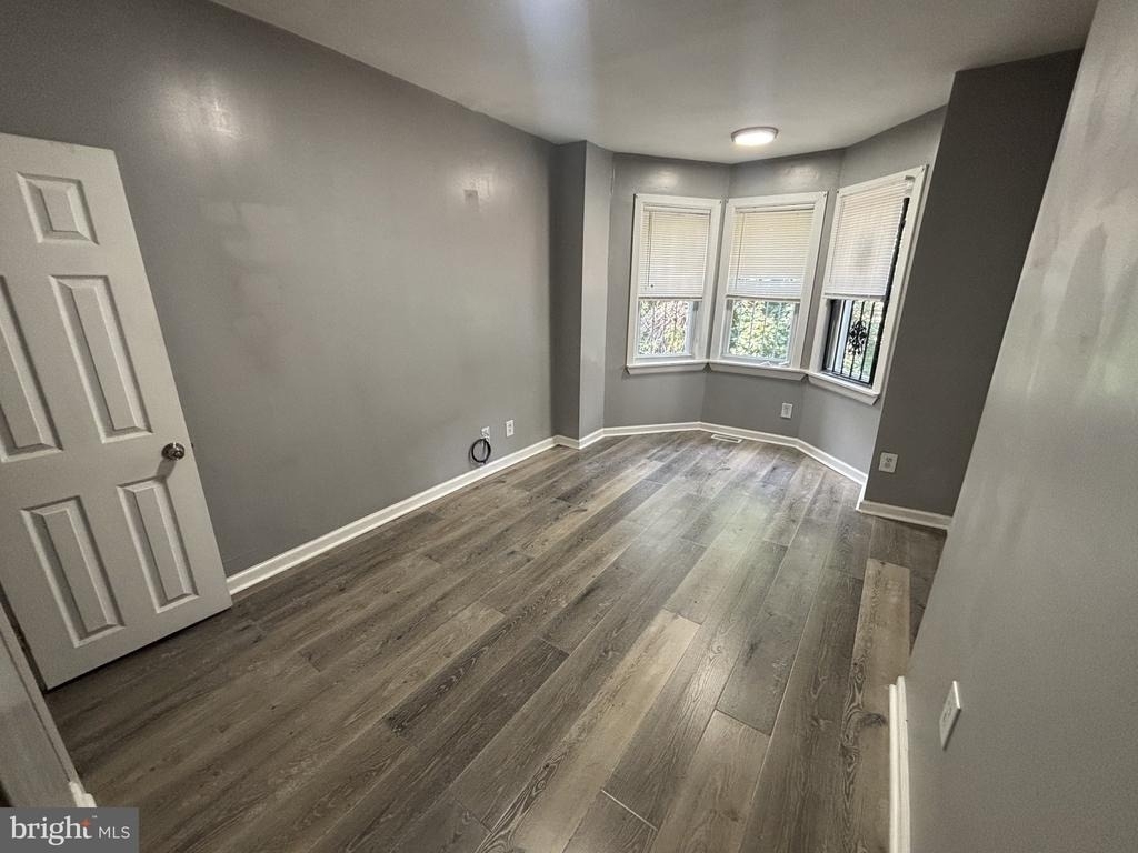 1717 Fontain Street - Photo 12