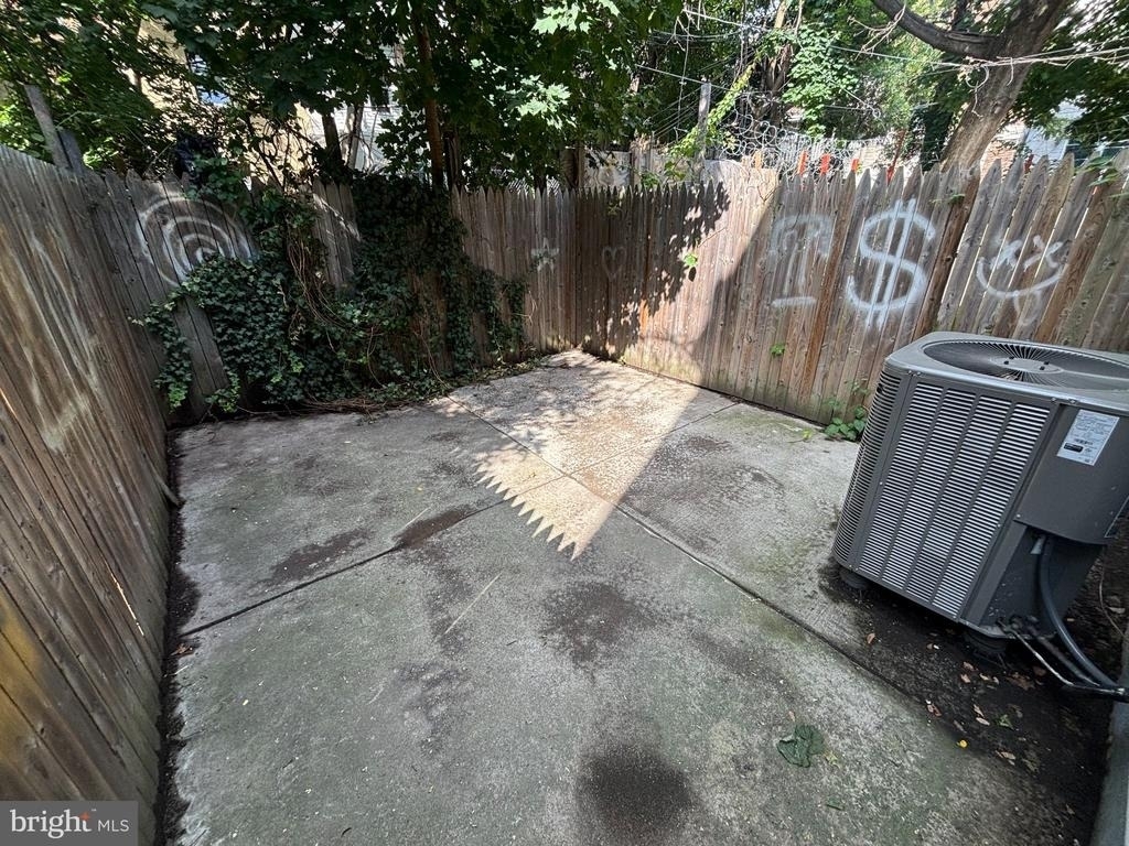 1717 Fontain Street - Photo 20