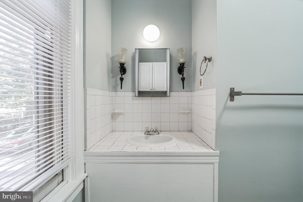 4373 Cresson Street - Photo 7