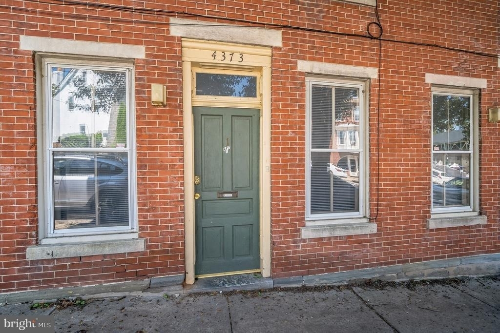 4373 Cresson Street - Photo 0