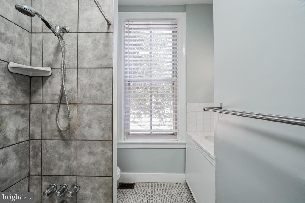 4373 Cresson Street - Photo 8
