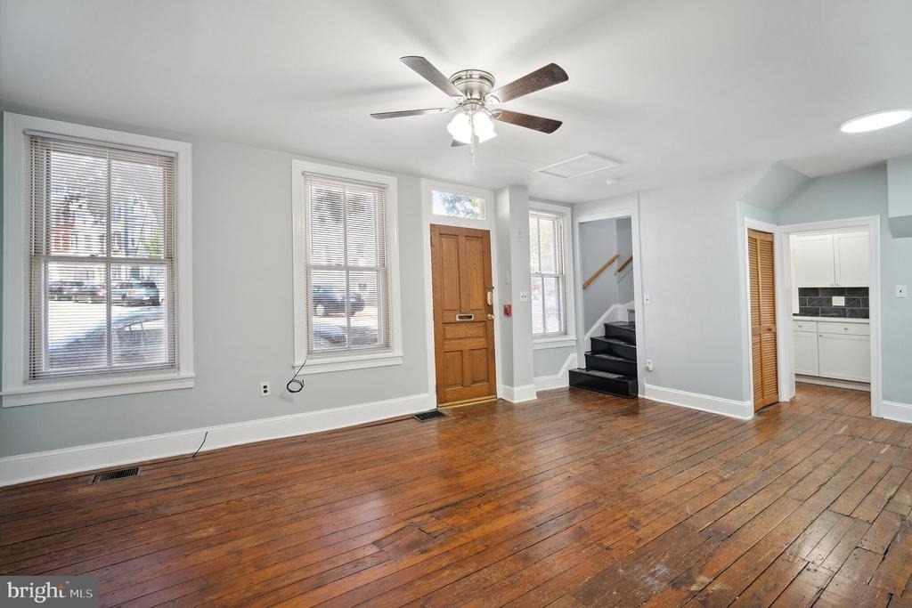 4373 Cresson Street - Photo 4