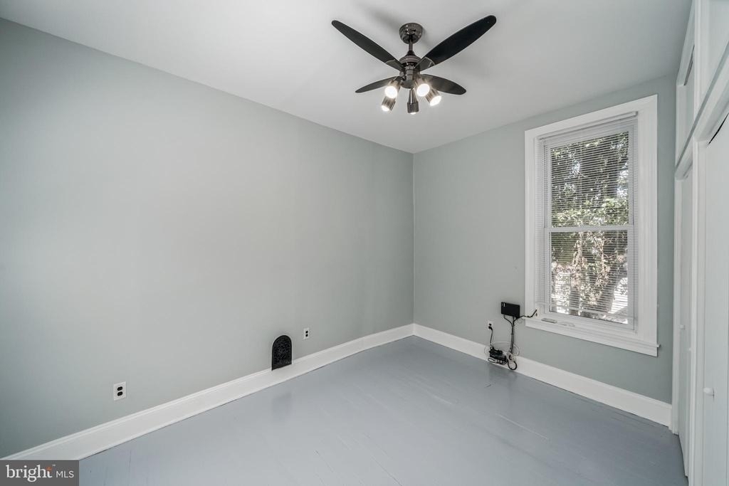 4373 Cresson Street - Photo 11