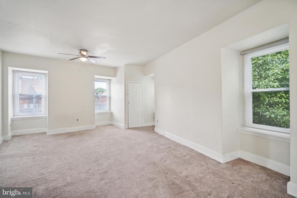 4373 Cresson Street - Photo 5