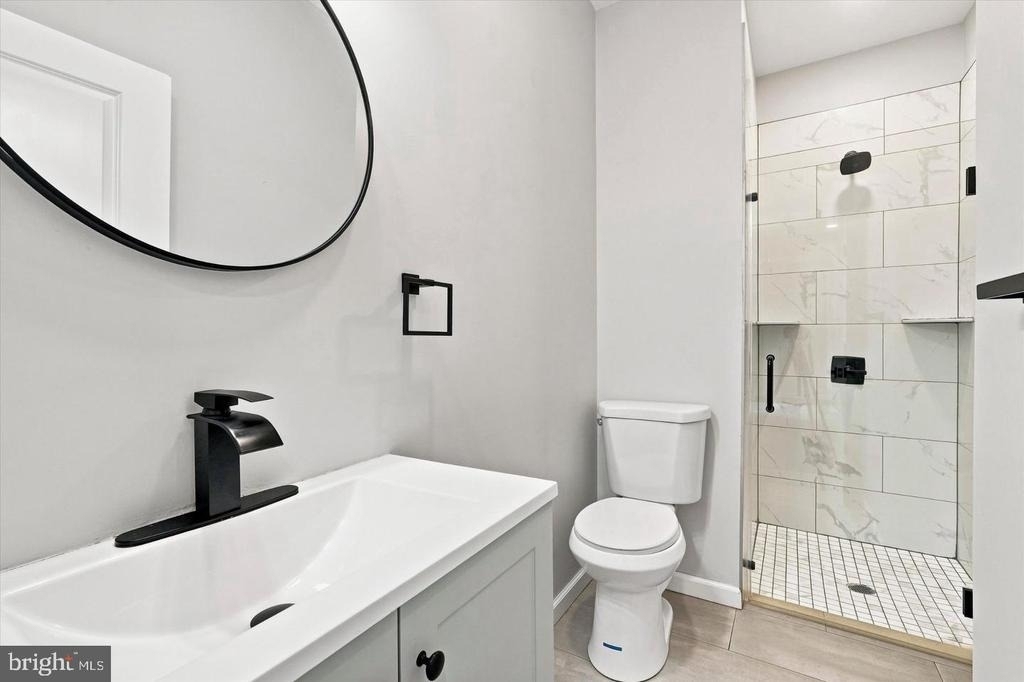 623 W Oxford Street - Photo 4