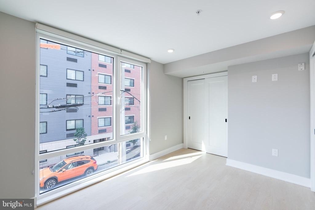 6604 Ridge Avenue - Photo 5