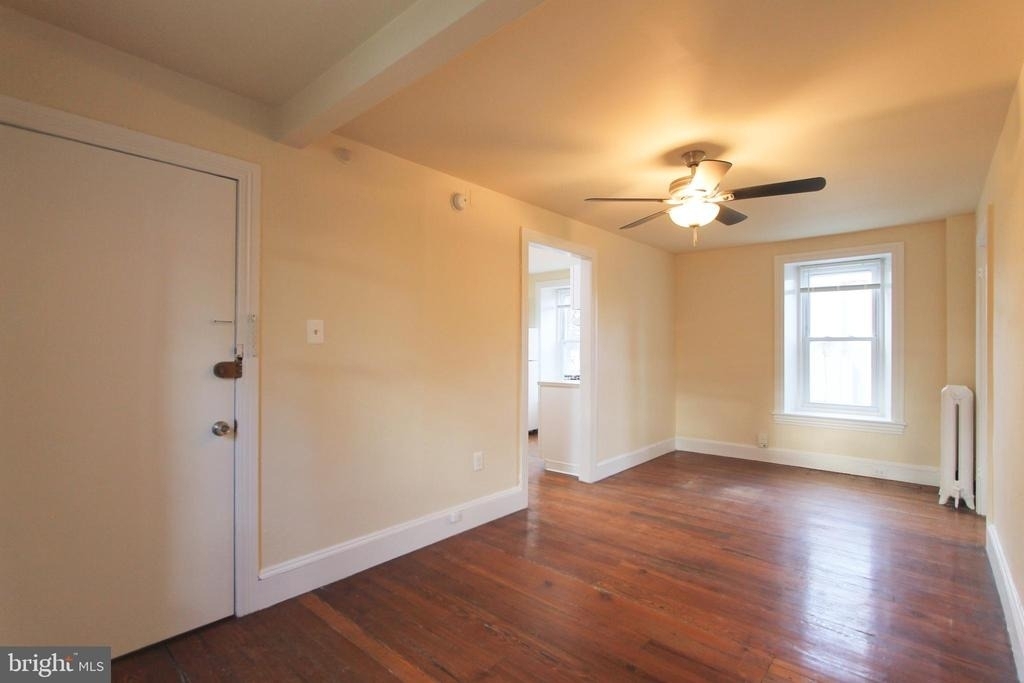 102 E Mount Airy Avenue - Photo 2