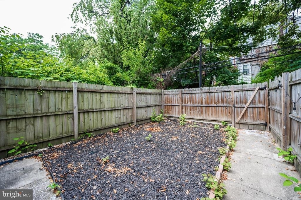 5847 Willows Avenue - Photo 13