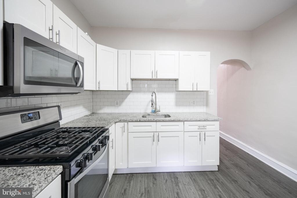 5847 Willows Avenue - Photo 11
