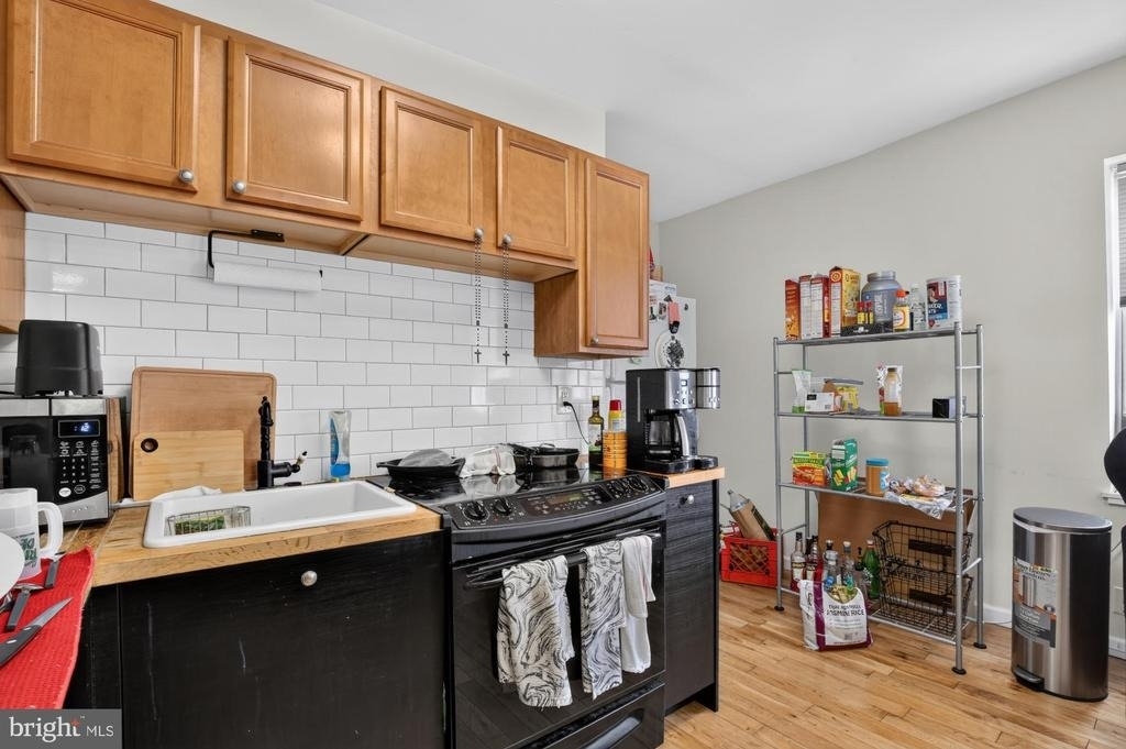 1655 S Bancroft Street - Photo 9