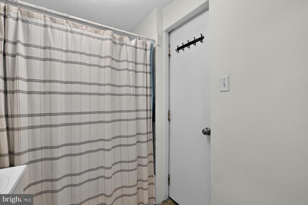 1655 S Bancroft Street - Photo 7