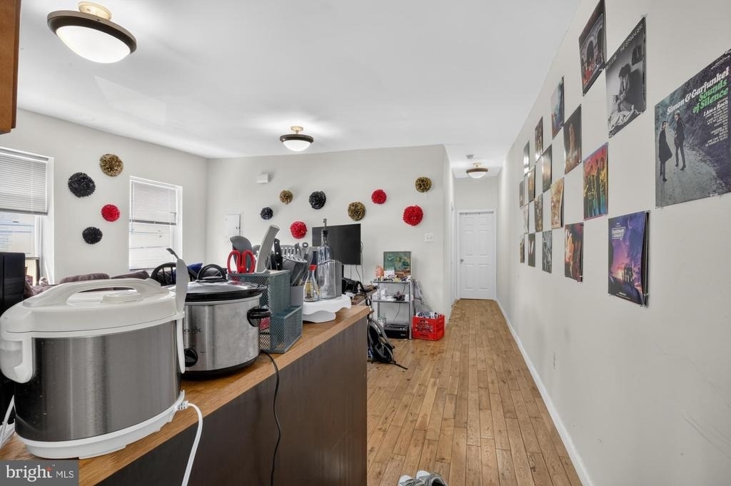 1655 S Bancroft Street - Photo 1