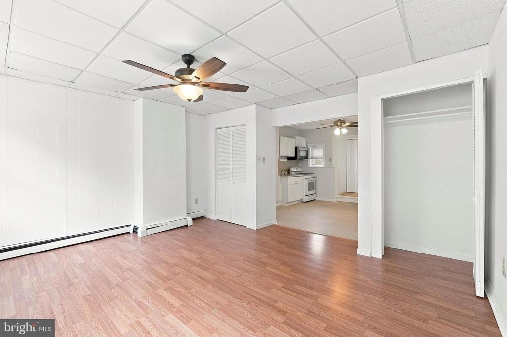 1139 Wharton Street - Photo 7