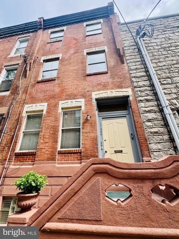 1139 Wharton Street - Photo 27