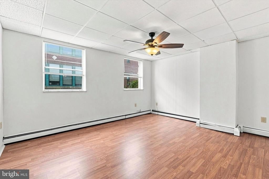 1139 Wharton Street - Photo 3