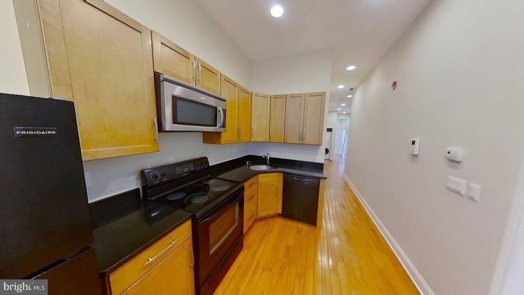 1412 W Susquehanna Avenue - Photo 1