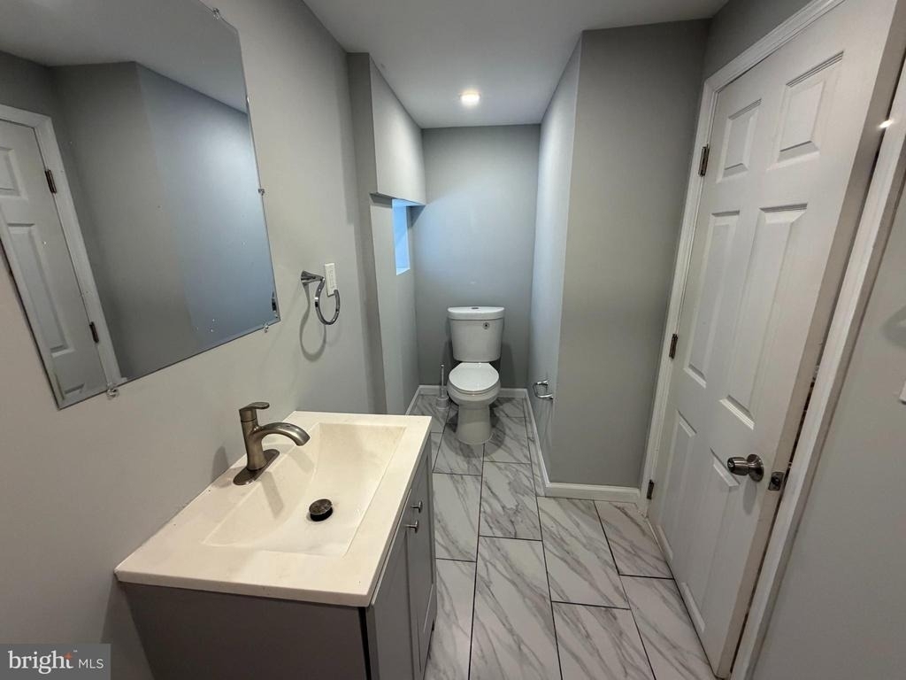 6712 N 18th Street - Photo 5