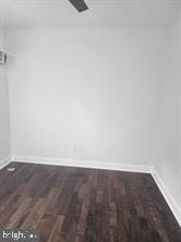 217 Green Lane - Photo 1