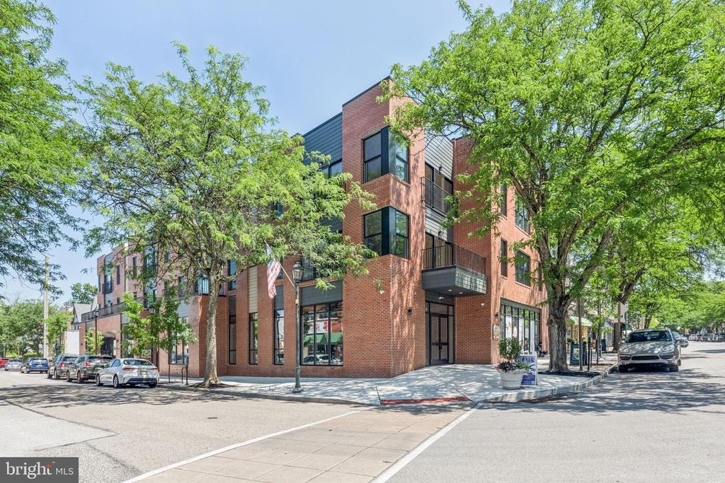 203 Haverford Avenue - Photo 34