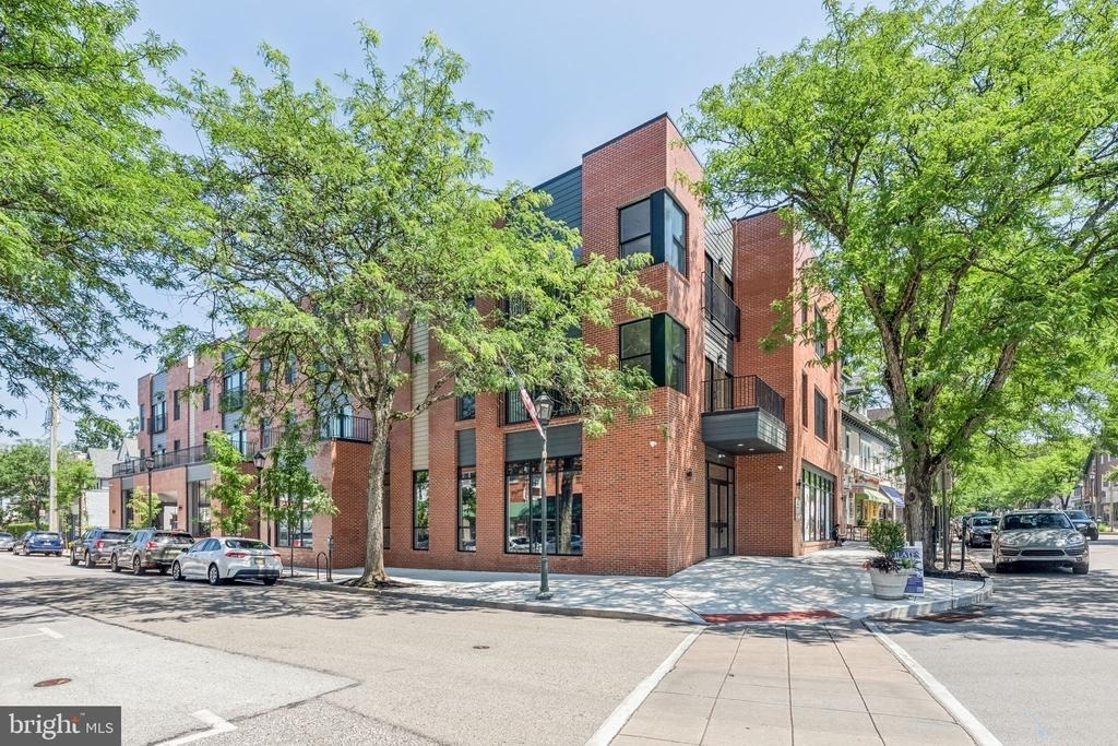 203 Haverford Avenue - Photo 33