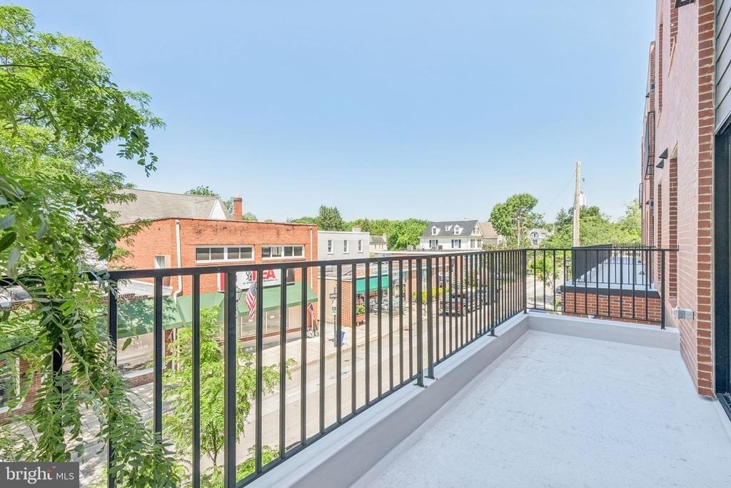 203 Haverford Avenue - Photo 2