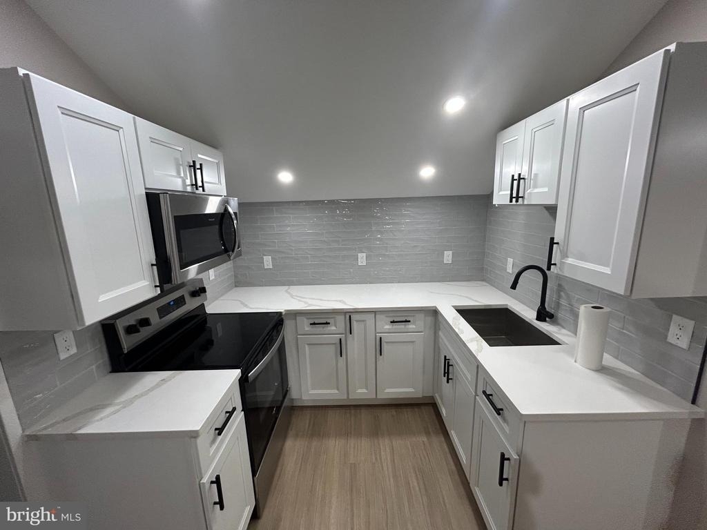 71 Dreamland Park Drive - Photo 2