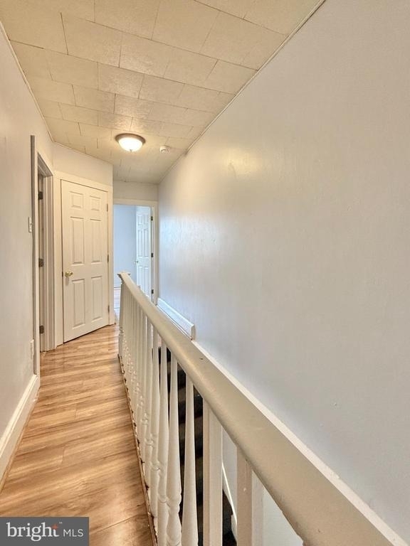 570 Line Street - Photo 8