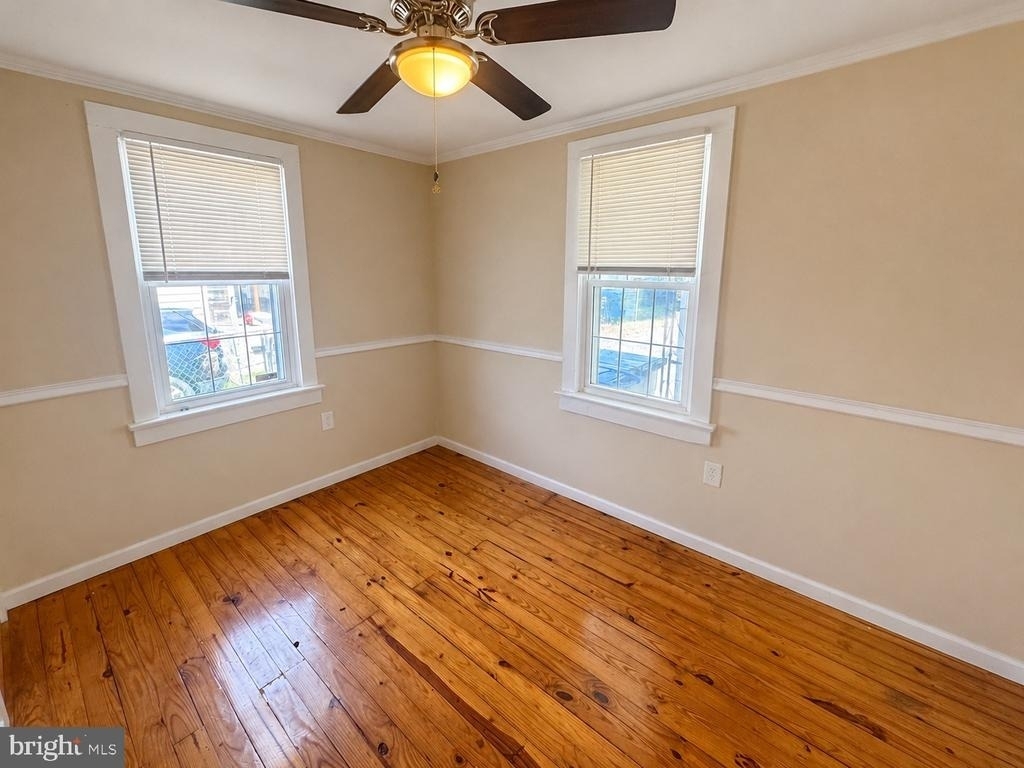 1407 Wall Avenue - Photo 9