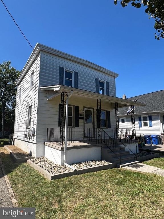 30 Spruce Avenue - Photo 3