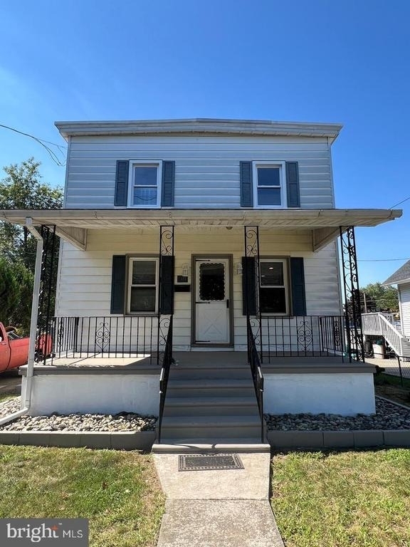 30 Spruce Avenue - Photo 2