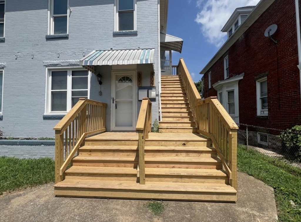 809 Mulberry Avenue - Photo 1