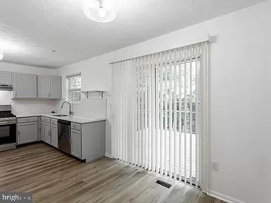 10400 Vista Gardens Drive - Photo 6