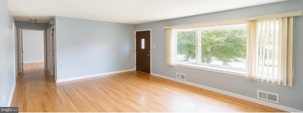 7114 E Cedar - Photo 2