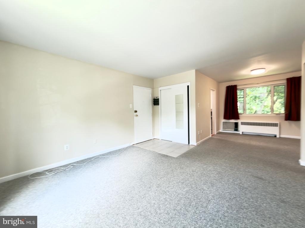 10311 Montrose Avenue - Photo 12