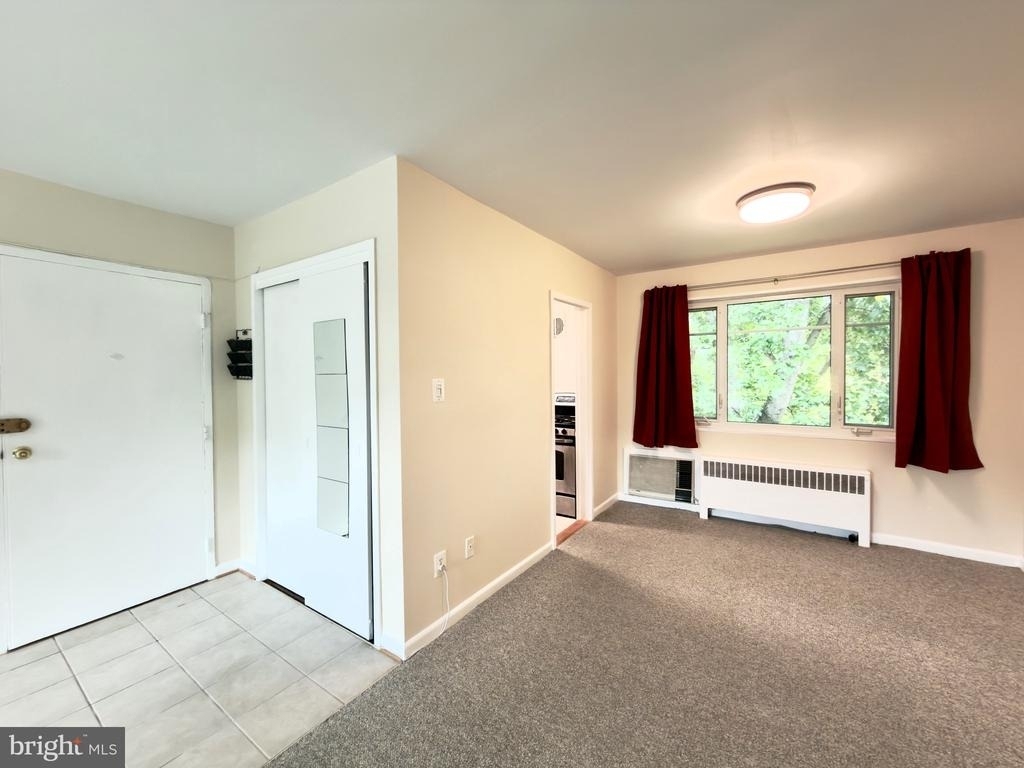 10311 Montrose Avenue - Photo 13