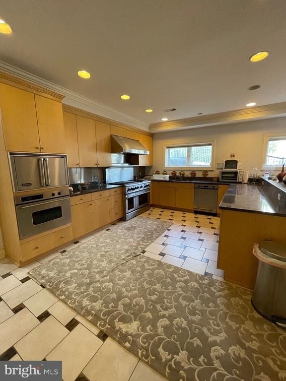 9913 Chapel Road - Photo 13