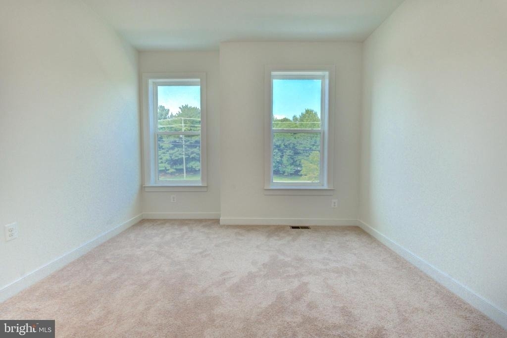 16108 Frederick Road - Photo 24